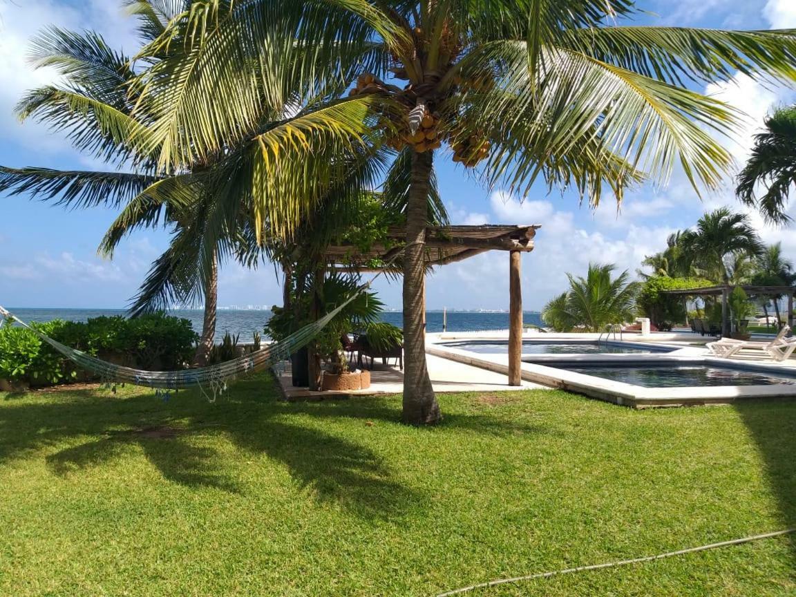 فيلا كانكونفي Casa Frente Al Mar المظهر الخارجي الصورة